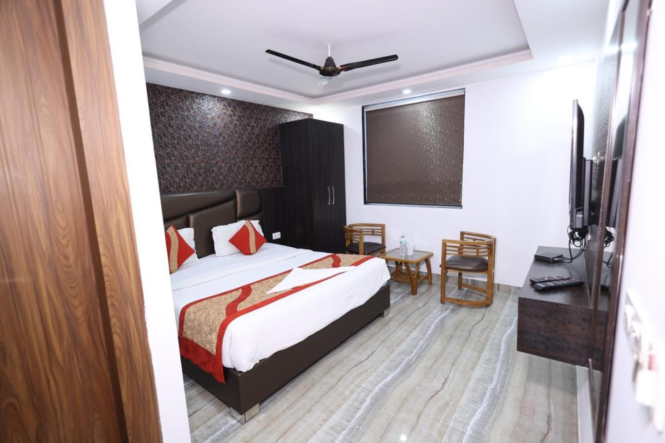 Hotel Grand Sun Plaza Hotel New Delhi