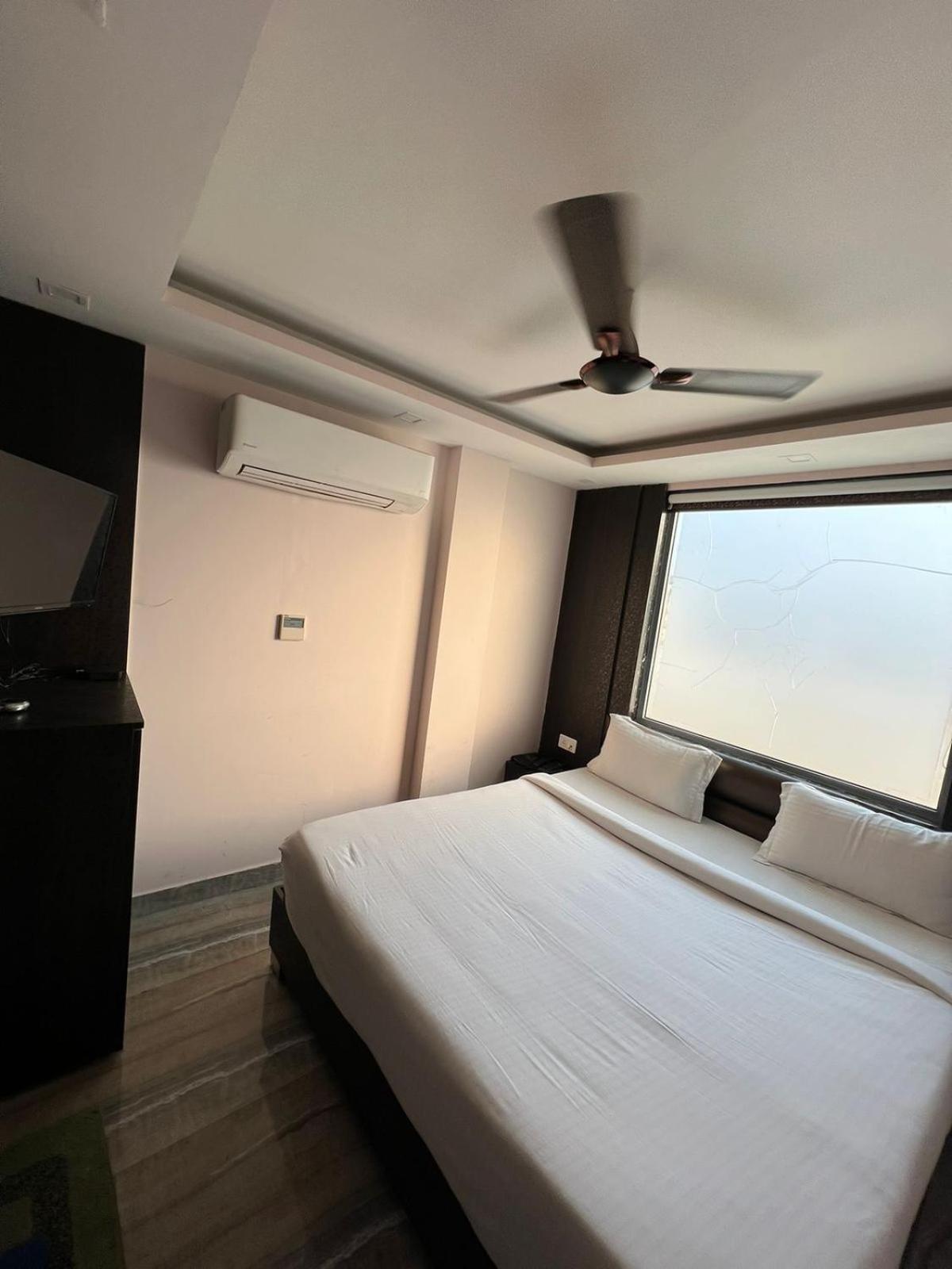 Hotel Grand Sun Plaza 4* New Delhi